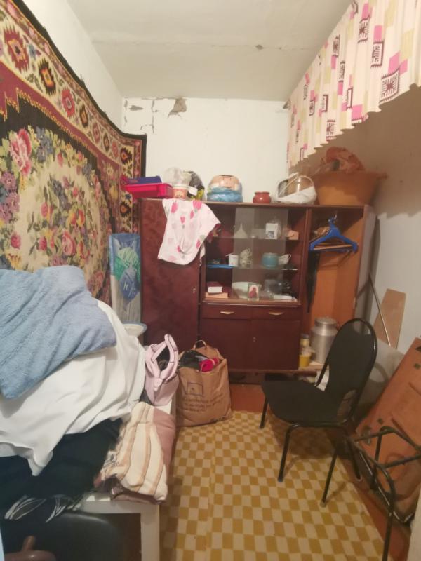 Продаётся двухкомнатная квартира по пр Металлургов, 25, район к/р Мир, расположенная на 3 этаже 4-эт - Орск