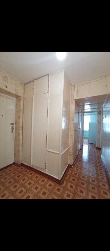 В продаже  3-комнатная квартира улучшенной планировки по адресу:  г. - Новотроицк