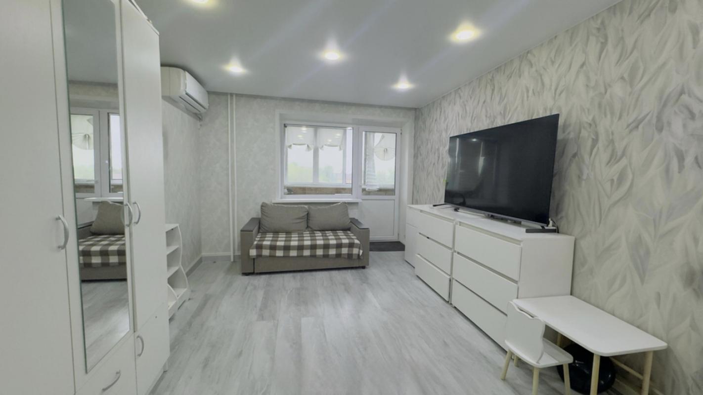 # 🏠 Открытие новой главы вашей жизни!🎉 Предлагаем вашему вниманию просторную и светлую однокомнатную - Оренбург