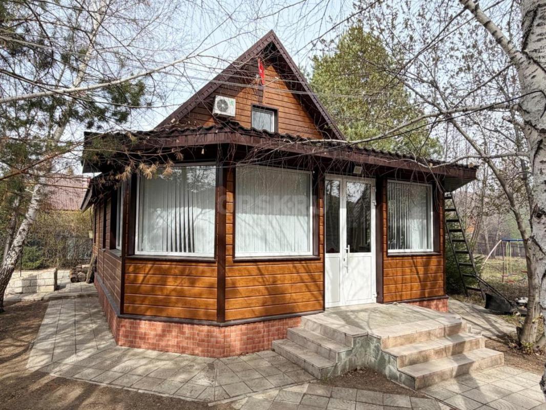 Продам 2-х этажный дом площадью 122 кв. - Орск