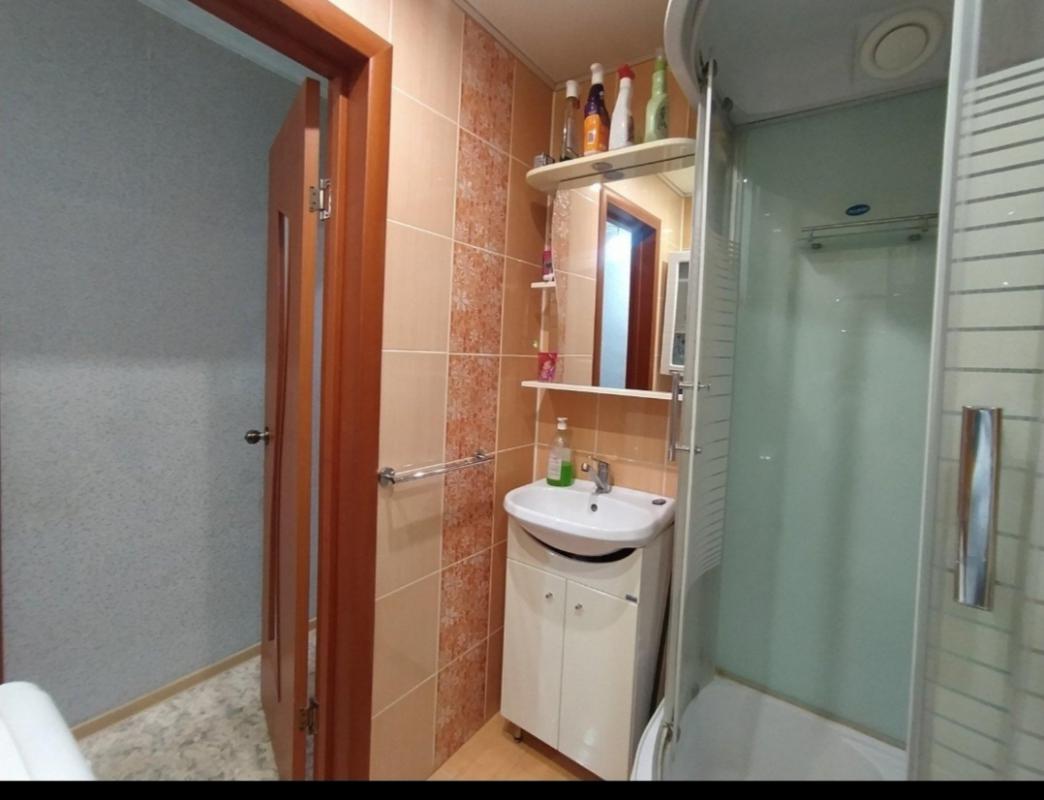 Продается 3-комнатная квартира ,по адресу: г. - Новотроицк
