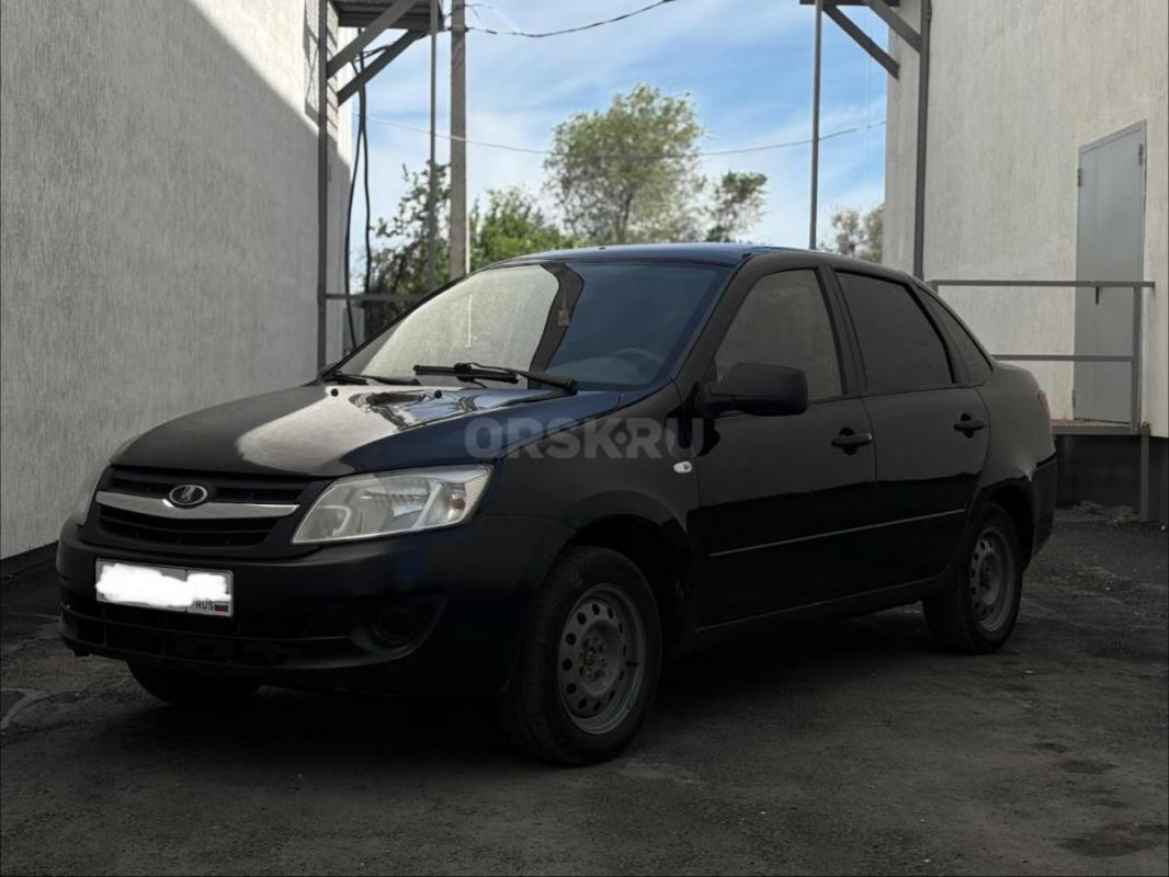 Lada Granta 2014 г. 3 хозяина, собственник
Автомобиль технически в исправном состоянии
Комплектаци - Орск