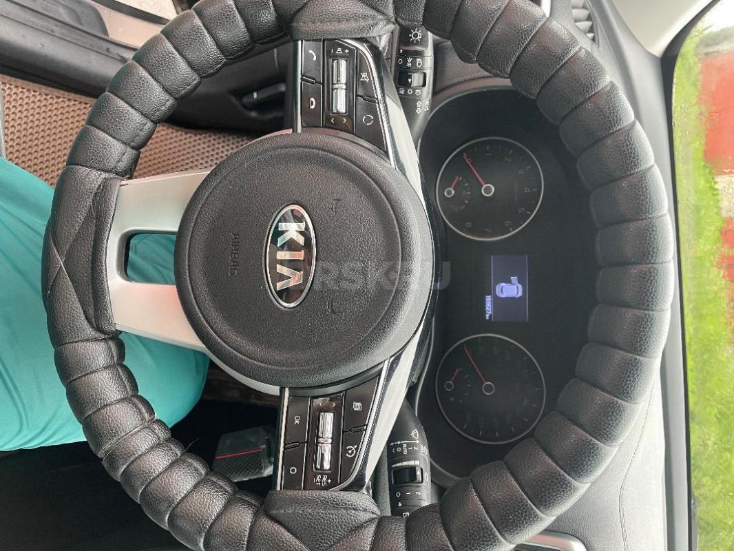 Продаю личный автомобиль KIA SPORTAGE АВТОМАТ,в очень хорошем состоянии: ничего не стучит, не гремит - Орск