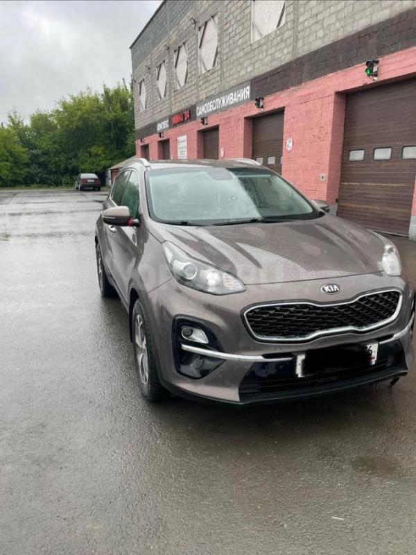 Продаю личный автомобиль KIA SPORTAGE АВТОМАТ,в очень хорошем состоянии: ничего не стучит, не гремит - Орск
