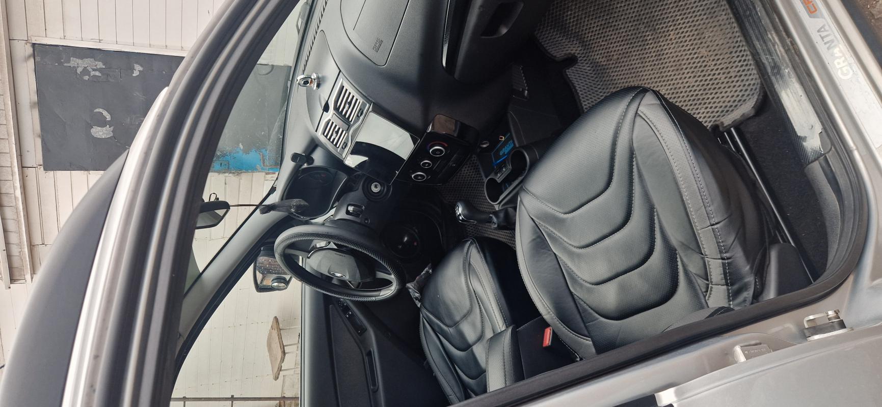 Продам автомобиль lada granta cross, в идеальном состоянии, без вложений, новая сигнализация, автоза - Новотроицк