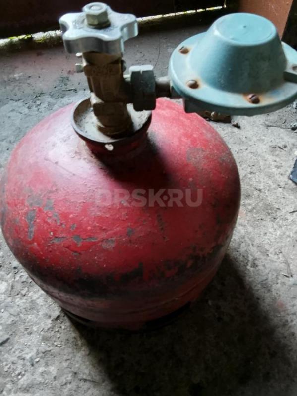 Продам газовый баллон на 5 литров с редуктором. - Орск