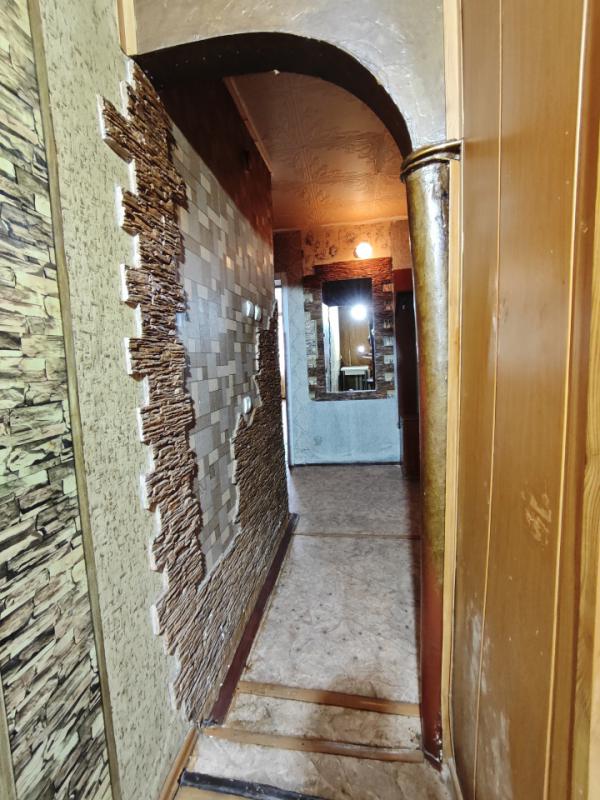Продаётся уютная двухкомнатная квартира (распашонка), комнаты раздельные, площадью 48.2 квадратных м - Орск