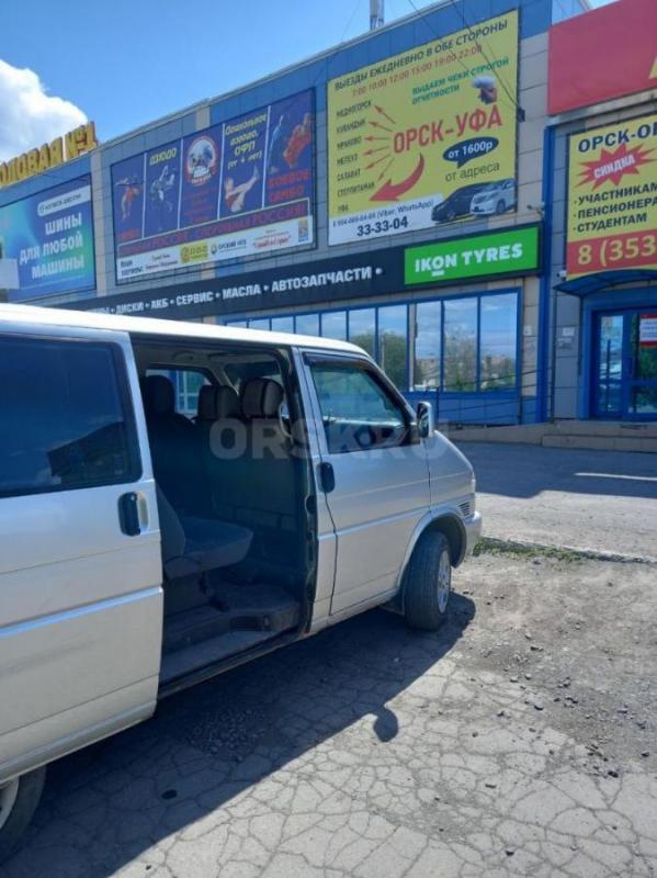 Volkswagen Caravelle 2001, 2.5 бензин, механика, 115 л.с. - Орск