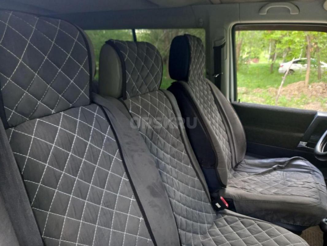 Volkswagen Caravelle 2001, 2.5 бензин, механика, 115 л.с. - Орск