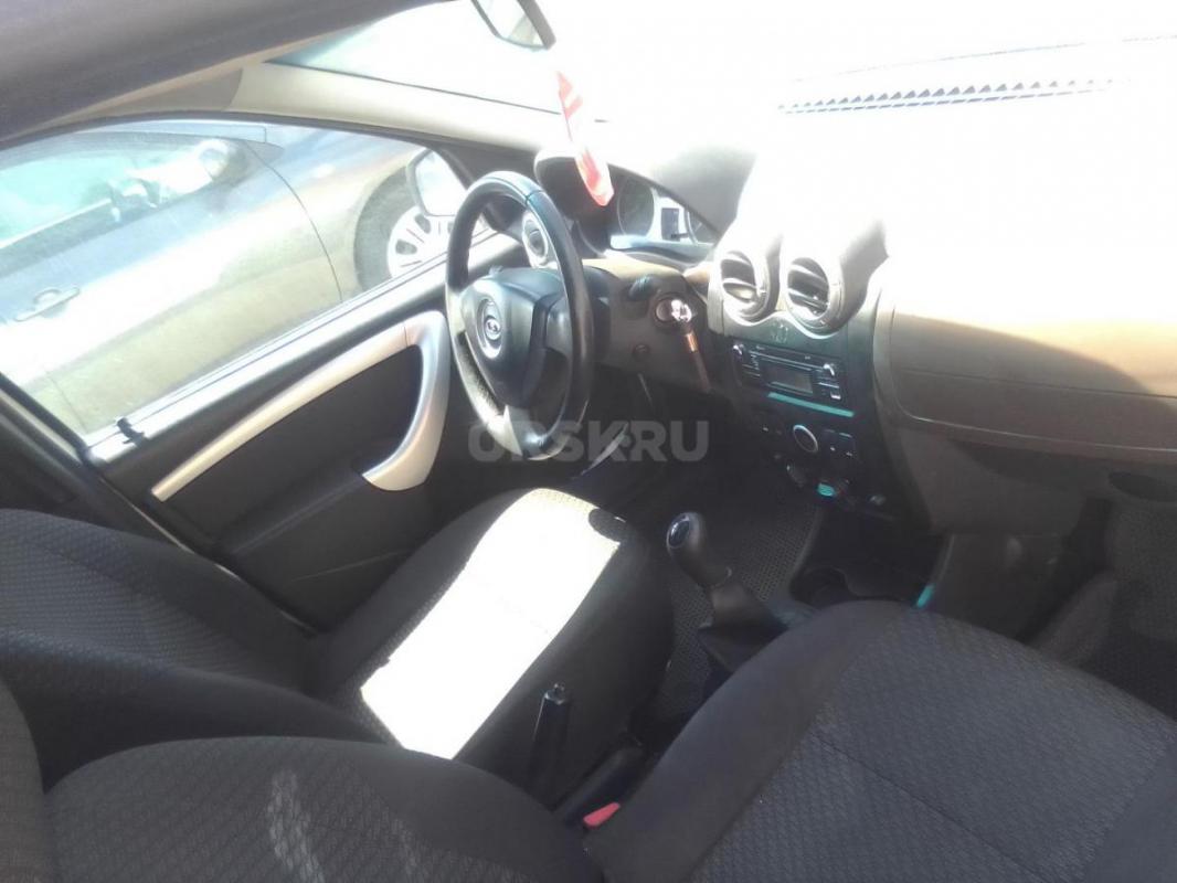 Автомобиль в полной комплектации , двигатель РЕНО к4м самый надёжный
Установлено ГБО официально офо - Орск