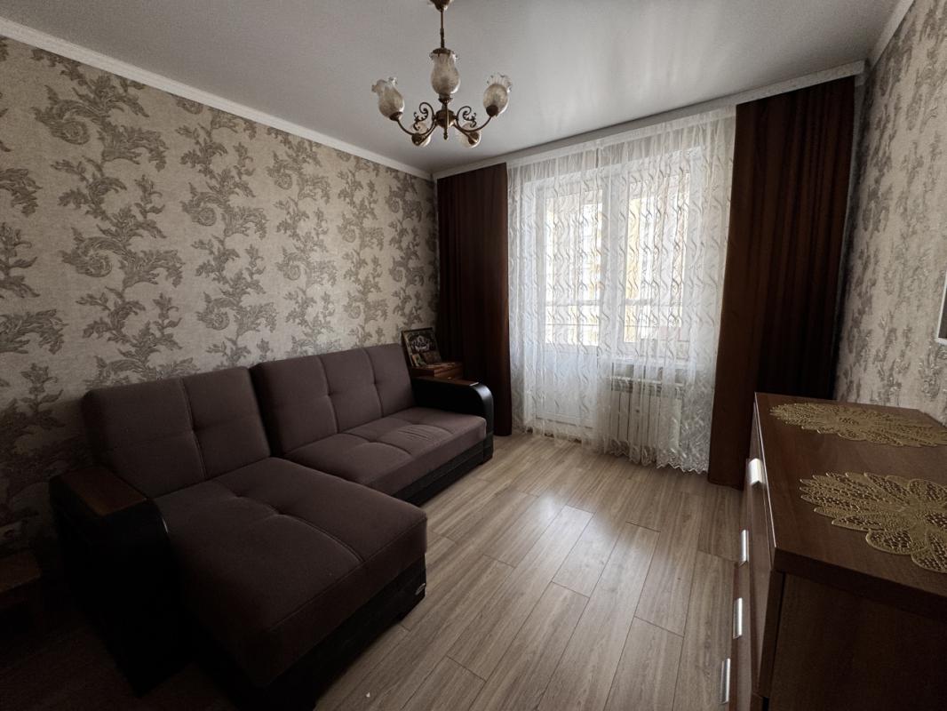 Продаётся уютная и светлая Двухкомнатная квартира в г. - Оренбург
