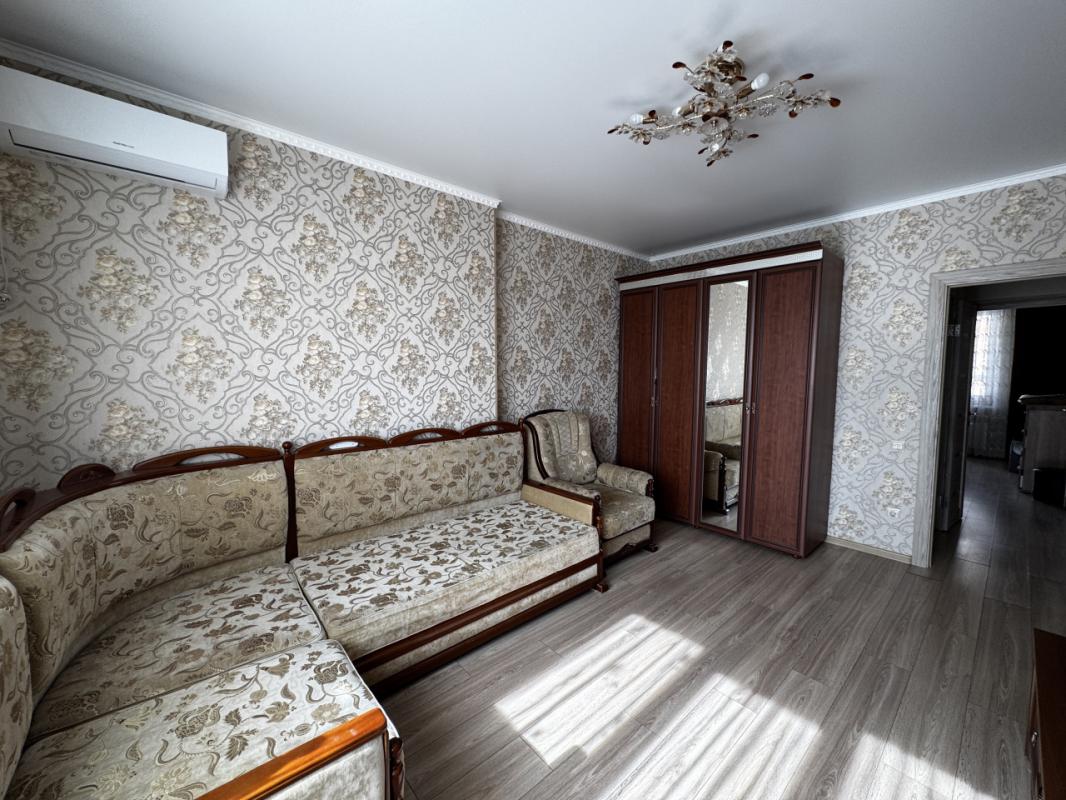 Продаётся уютная и светлая Двухкомнатная квартира в г. - Оренбург