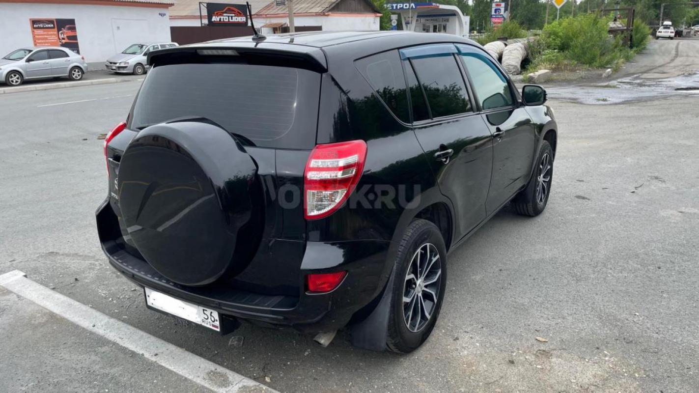 Пpoдается Лeгендaрная Тоyotа RAV4 2011 года выпуска

По факту два хозяина

Комплектация:

Клим - Новотроицк