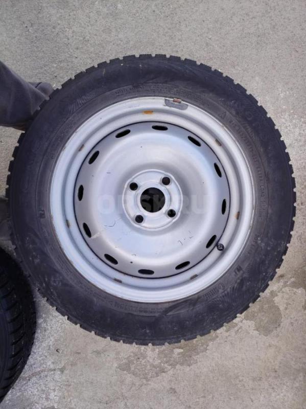 Шины зимние (без дисков) размер r15  185/65 Nokian Nordman 7. - Орск