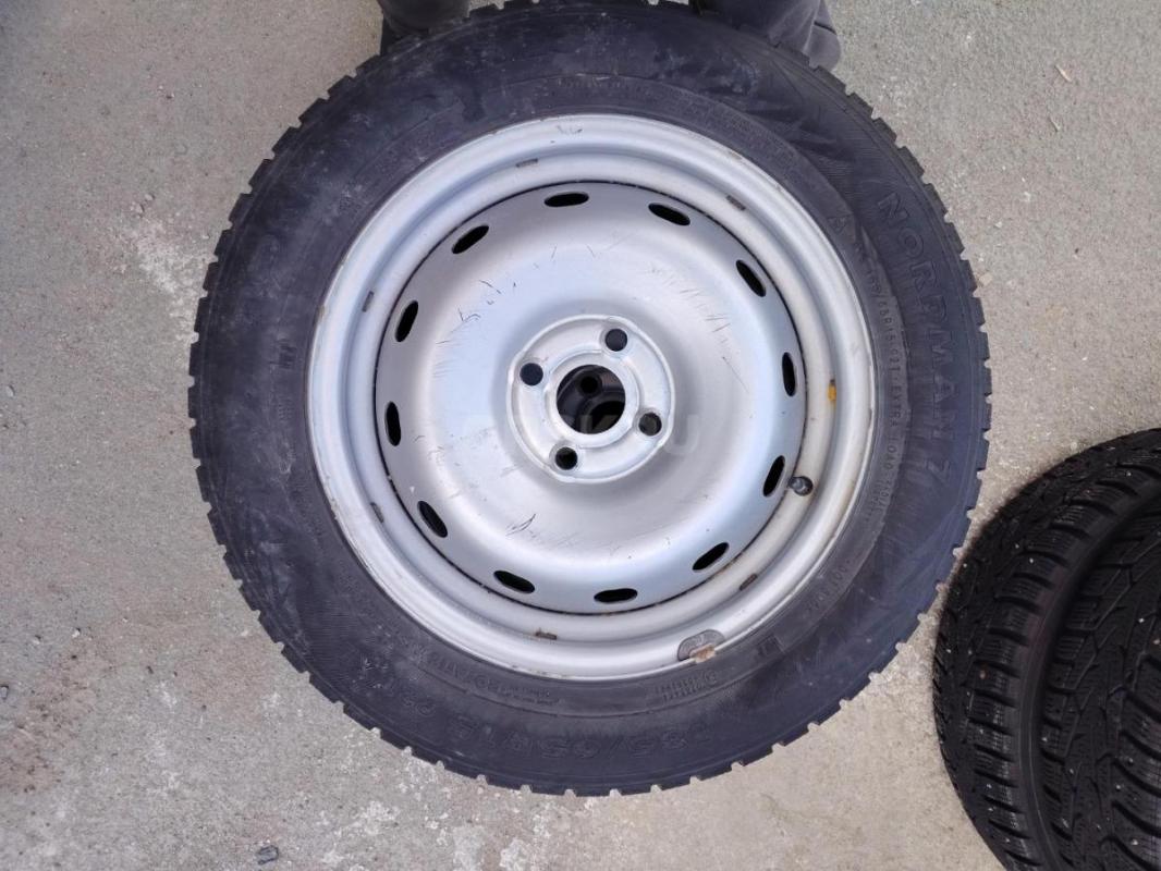 Шины зимние (без дисков) размер r15  185/65 Nokian Nordman 7. - Орск
