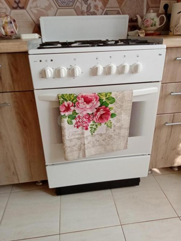 Продам газовую плиту с электрической духовкой. - Орск