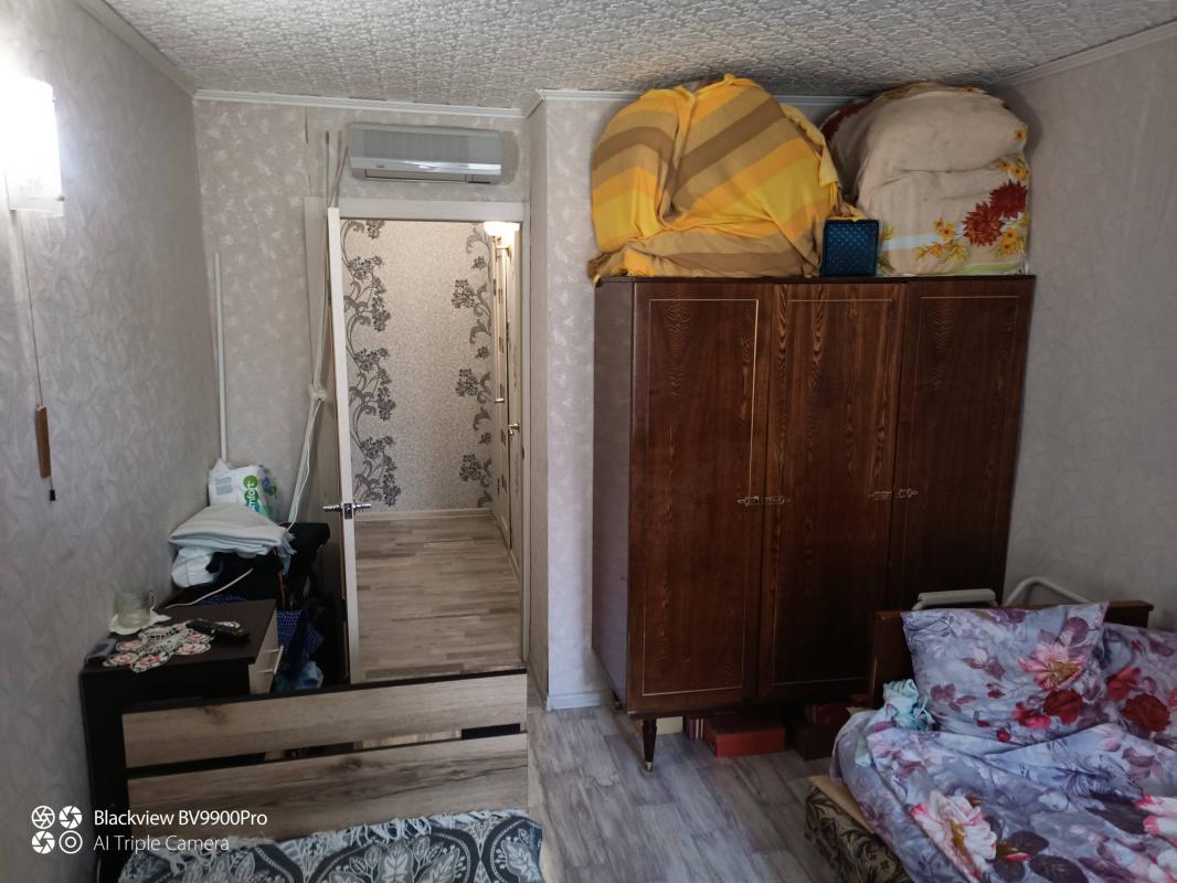 Продаётся трёхкомнатная квартира улучшенный планировки. - Новотроицк