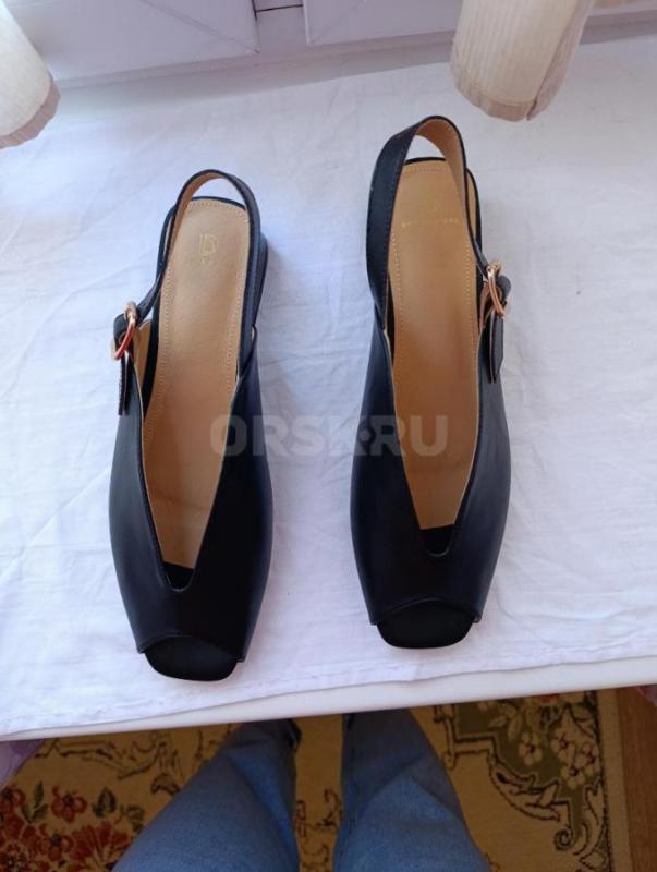 Продам босоножки черные 40размер . - Орск