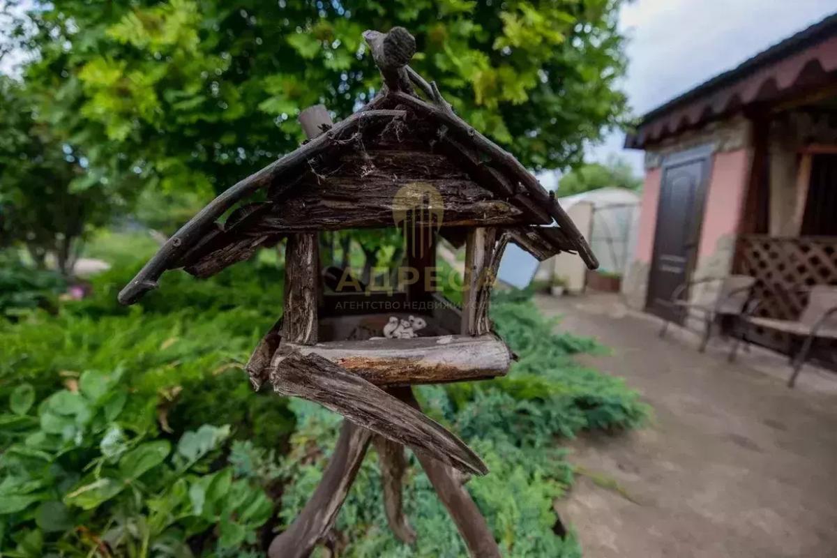 Продаётся просторный двухэтажный кирпичный дом в П. - Оренбург