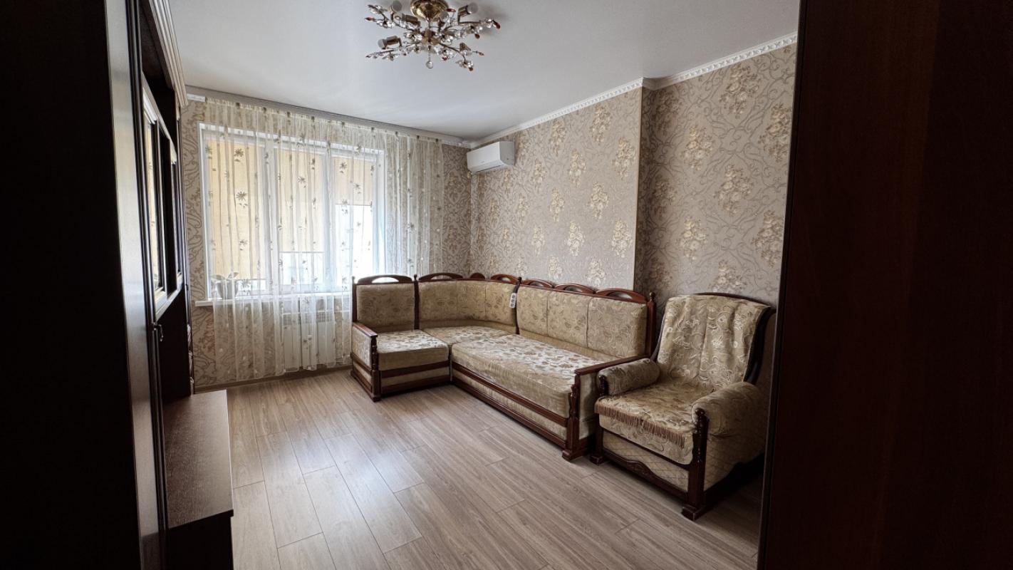 Продаётся уютная и светлая Двухкомнатная квартира в г. - Оренбург