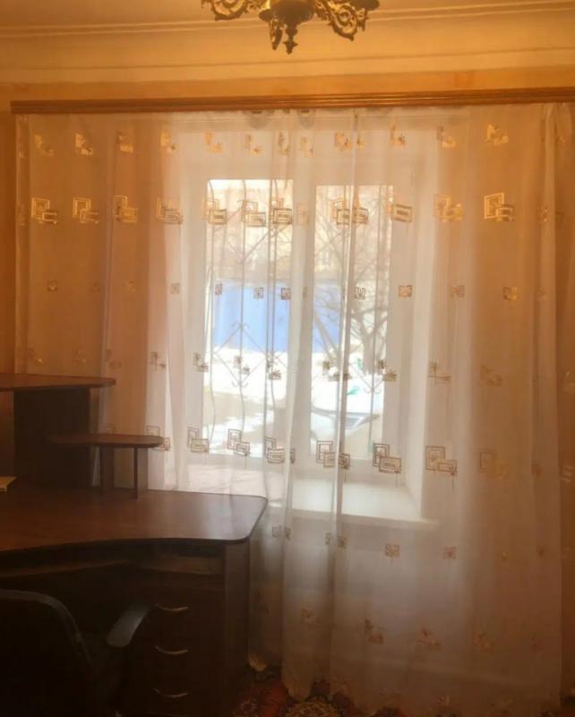 Предлагается к продаже трёхкомнатная квартира в городе Орск по адресу улица Станционная дом 20, на п - Орск