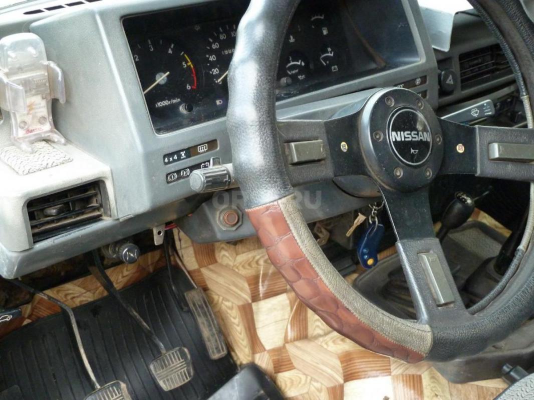 Внедорожник Nissan-Patrol 1991 г, поколение К160, 2,8 D 4WD MT (116 л.с). 6-цилиндровый дизель с тур - Орск