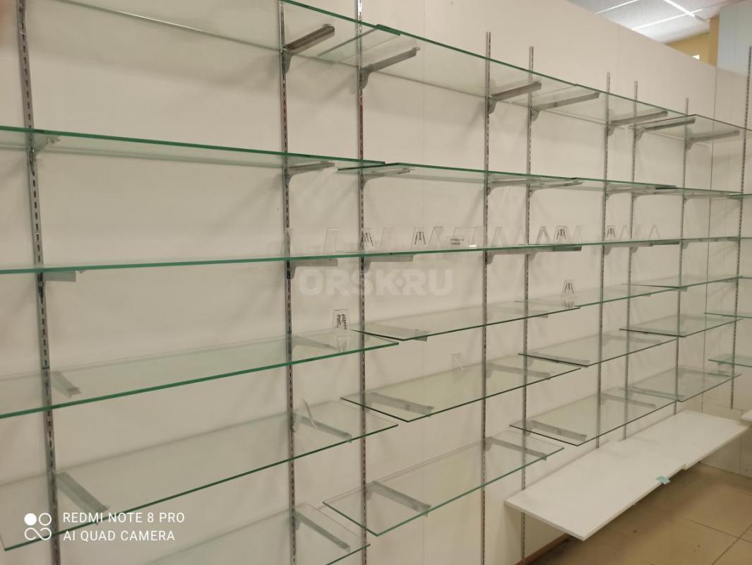 Продам стелажи рецепшен стекляные полки стойки - Орск