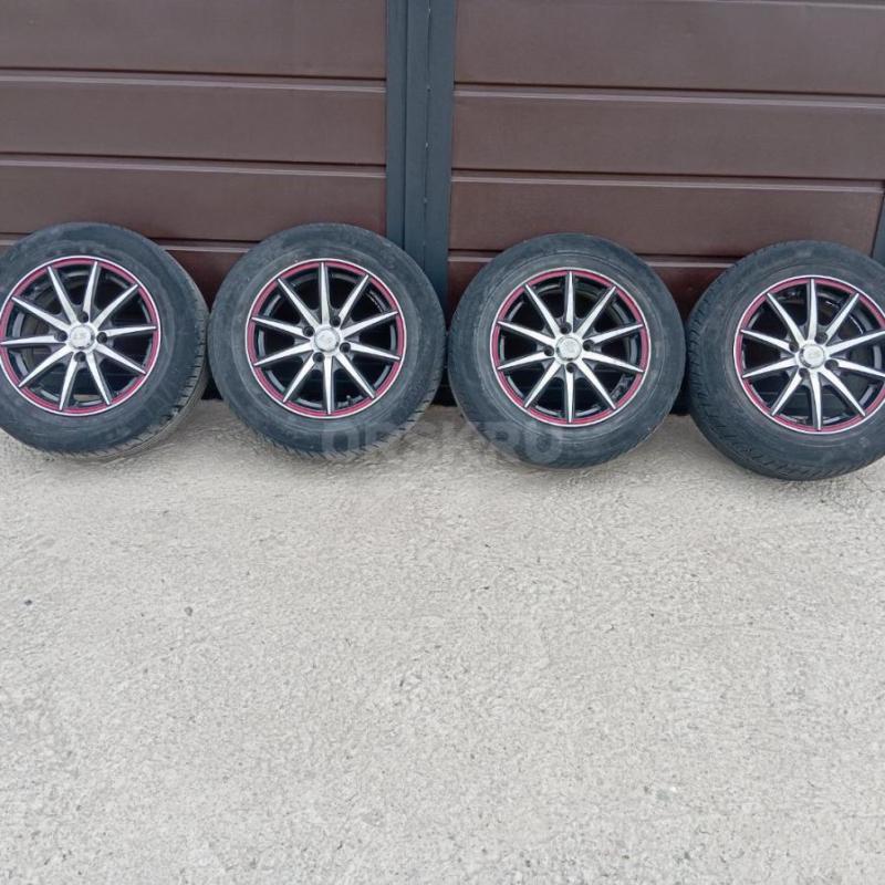 Продам литые диски R-14 с резиной в хорошем состоянии за пол цены по 3500 за штуку, резина в нормаль - Орск