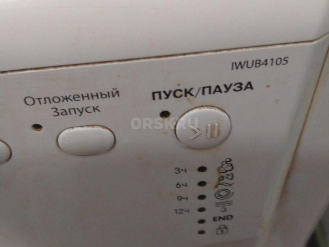 Продам стиральную машину INDESIT IWUB4105,б/у3года, рабочая, можно на запчасти - Орск