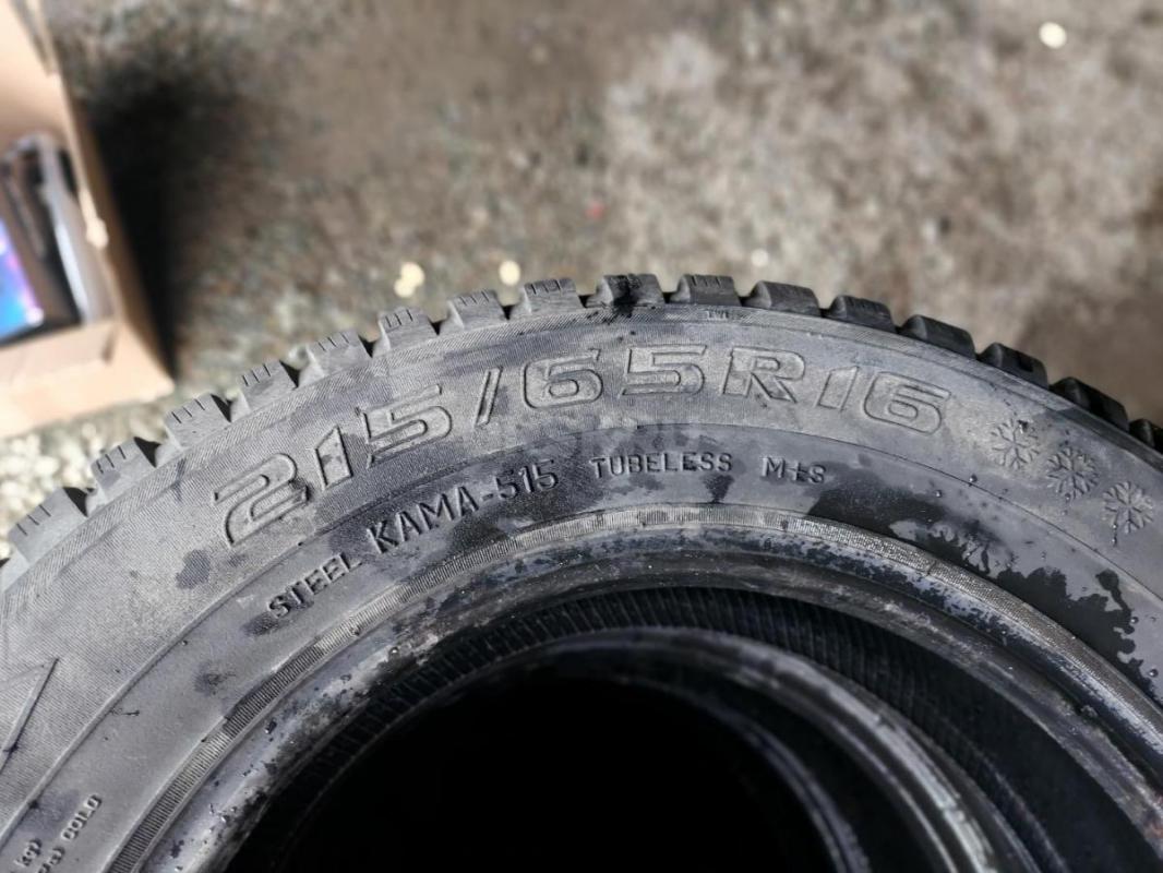Зимняя резина 215/65 R 16 кама 515   за 4000    и   195/60 R 15 kumho за 4000 - Орск