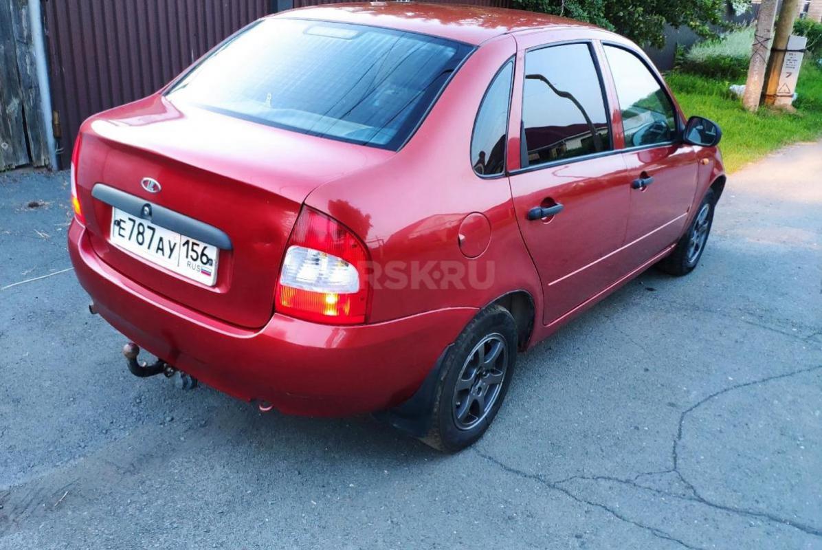 Продам Калину,2006 год, двигатель не дымит,салон чистый ,ухоженный,новый аккумулятор, бензонасос,кор - Гай