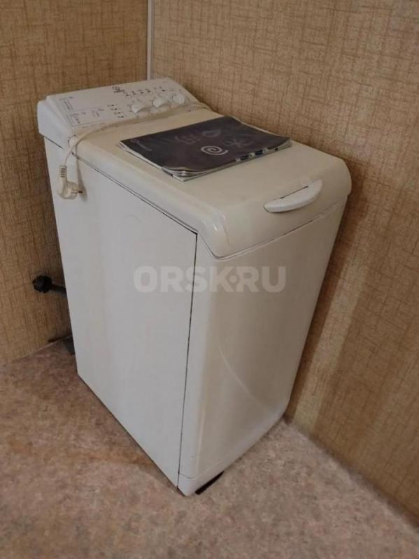 Стиральная машина автомат Indesit б/у в рабочем состоянии. - Орск