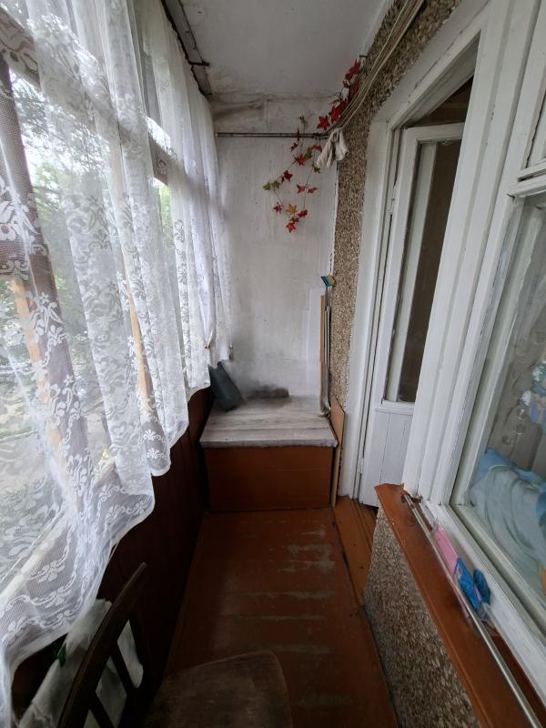 Двухкомнатная квартира на третьем этаже по адресу ул. - Новотроицк