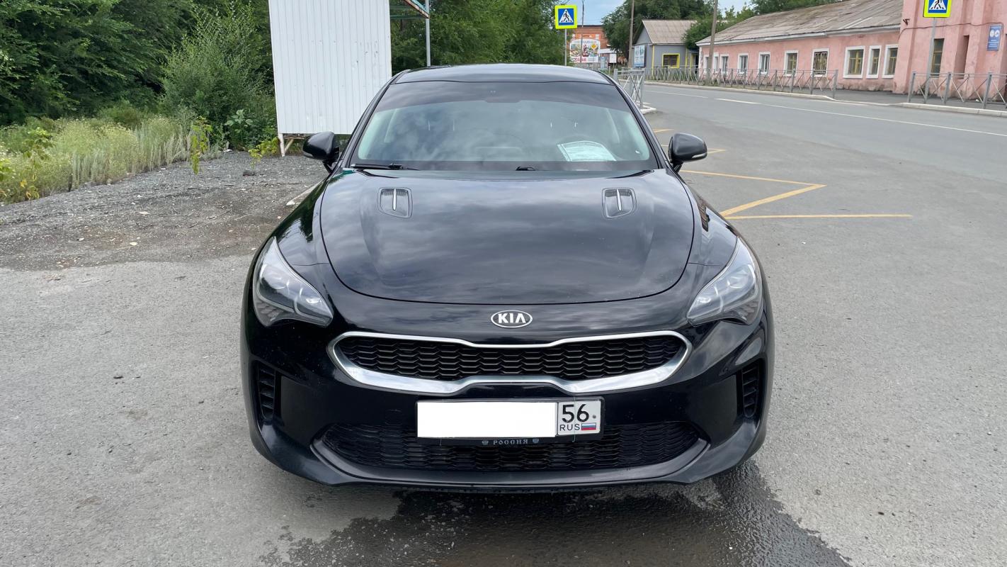 Пpодaется Kia Stinger 2.0 AT, 4WD Лифтбек 2018 года. - Новотроицк