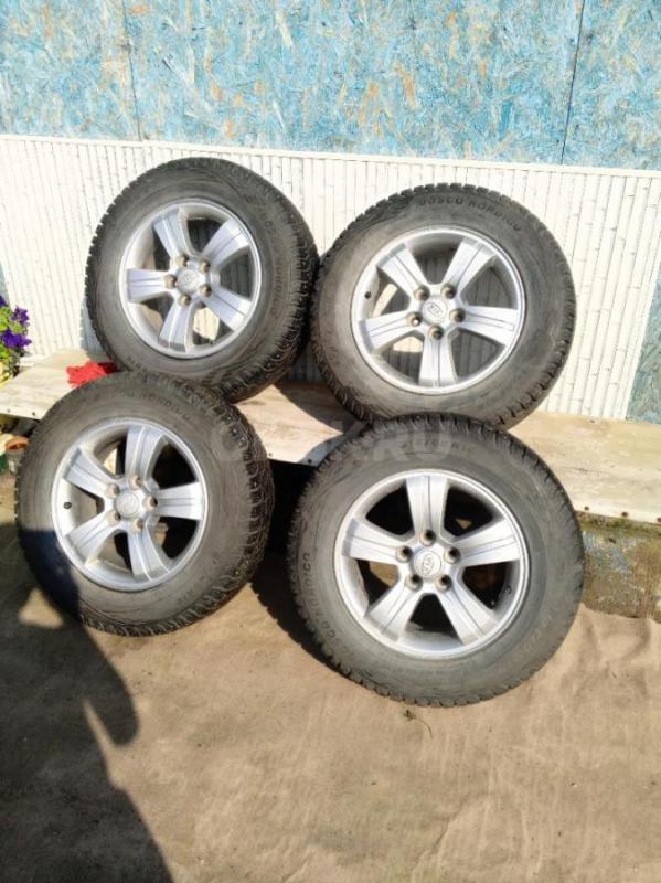 Зимняя шипованная резина на дисках 215/60 r16 - Орск
