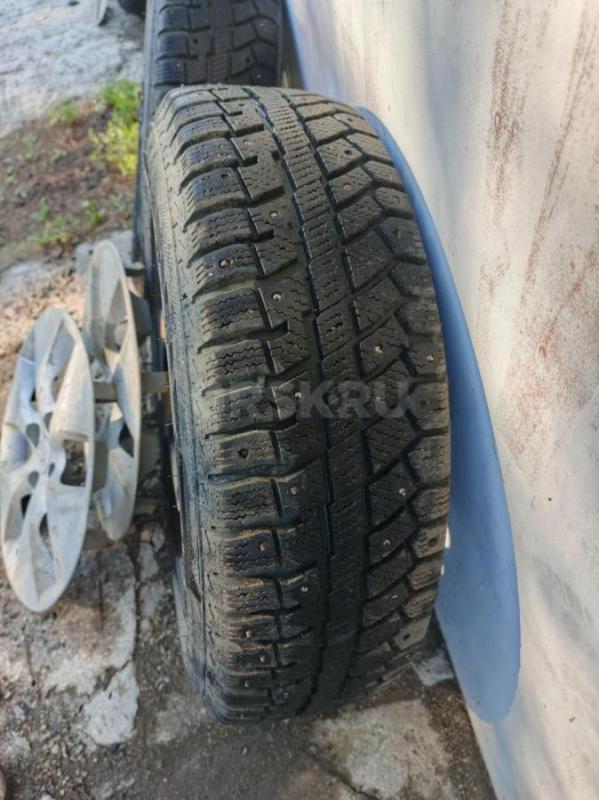 Продам зимнюю резину Кордиант и Нокиан на штампах r 15 на Солярис б/у ,диски штампы на Солярис и Коб - Орск