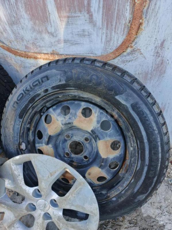 Продам зимнюю резину Кордиант и Нокиан на штампах r 15 на Солярис б/у ,диски штампы на Солярис и Коб - Орск