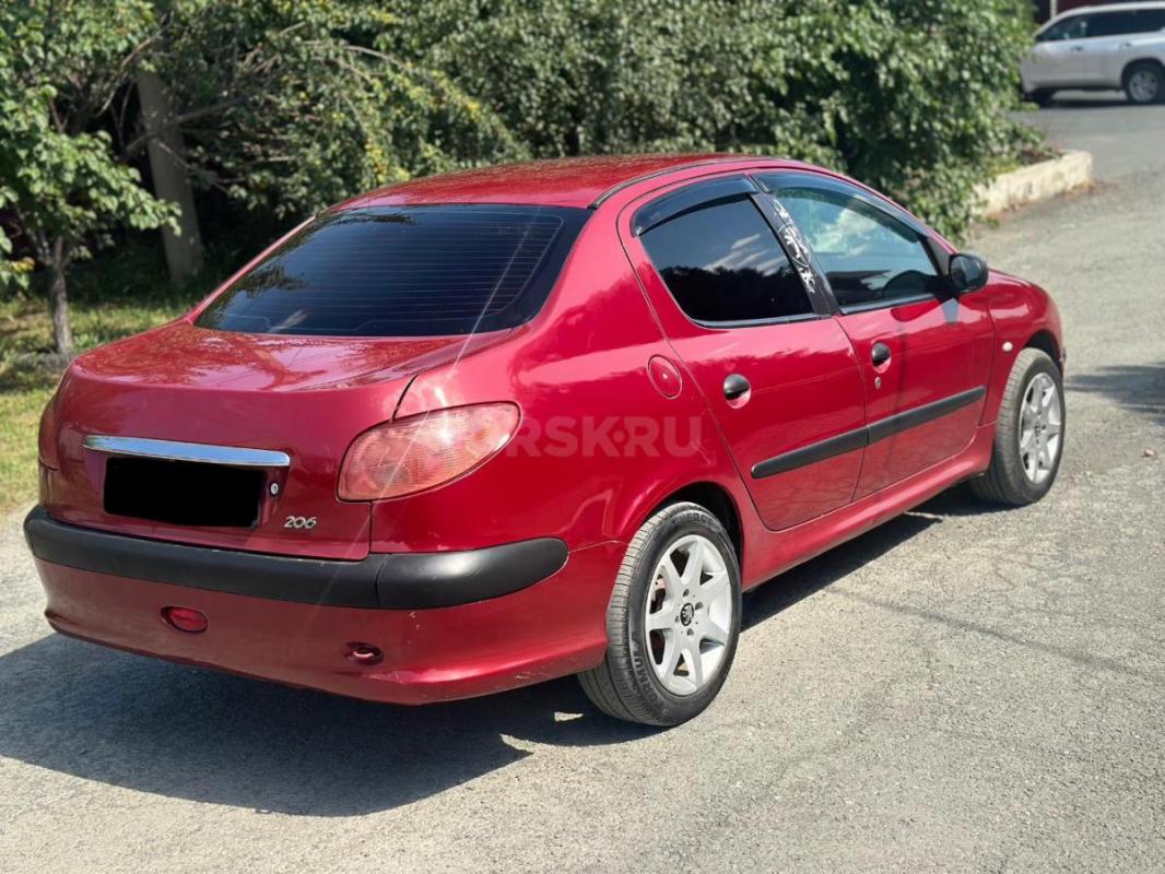 Продам Peugeot 206
Автомобиль 2008г
Кузов оцинкованный без гнили 
3 владельца 
Очень экономный д - Орск