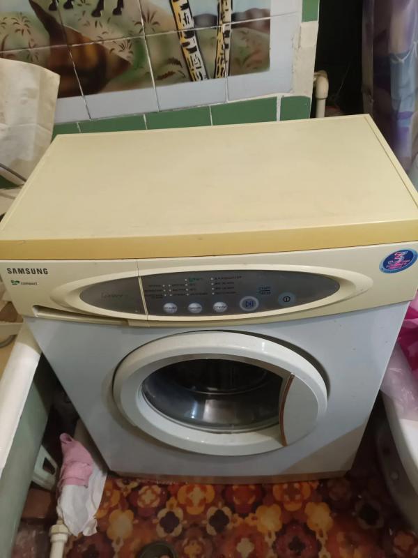 Продам стиральную машинку LG компакт, загрузка 3,5 кг. рабочая - Гай