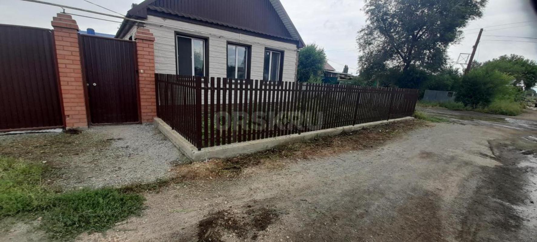 Продам фасадные панели вместе с каркасом квадратура приблизительно 70+ кв. - Орск