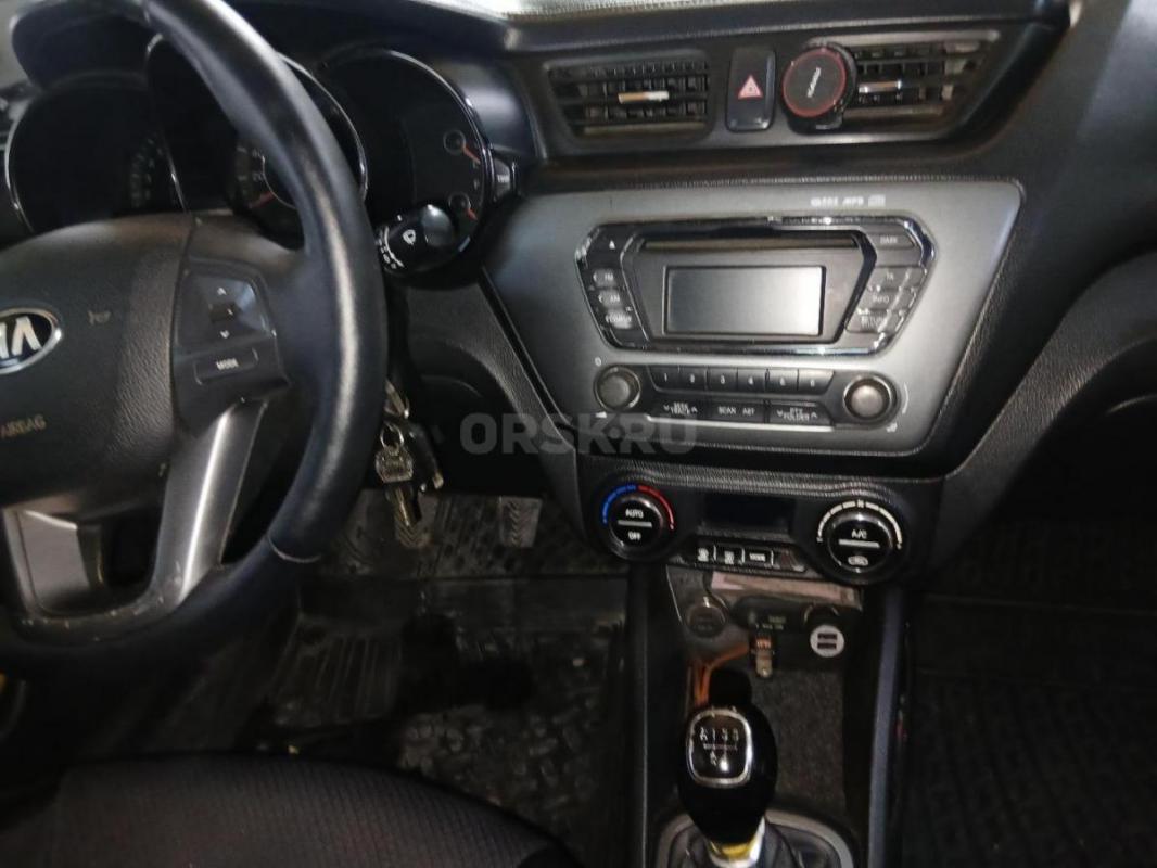 Продам автомобиль Kia Rio - Орск