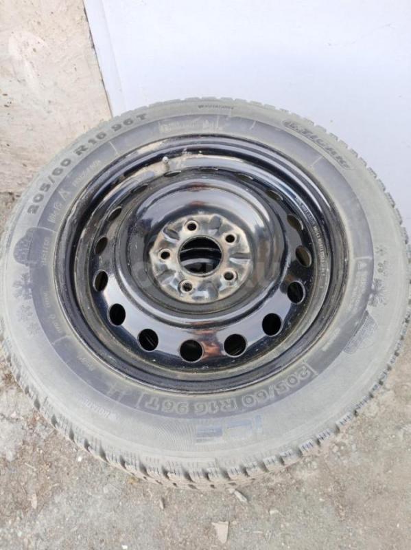 Колёса в сборе, штампы 4шт б/у шипованная разболтовка 5 114,3 205/60 R 16 - Орск