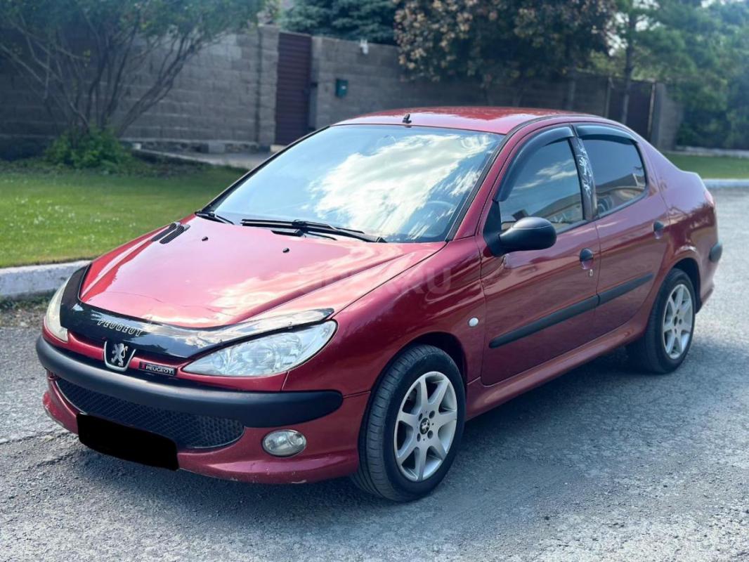 Продам Peugeot 206 (2008 года выпуска). - Орск