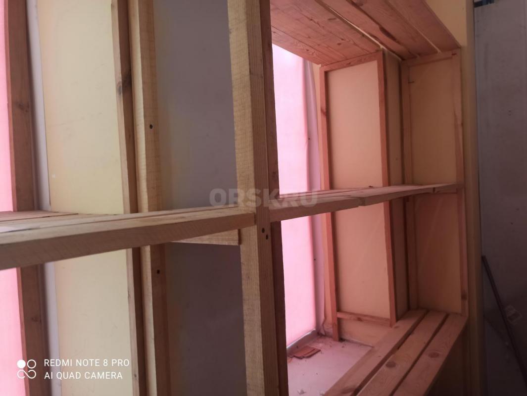 Продам стелажи рецепшен тумбочки стекляные полки - Орск