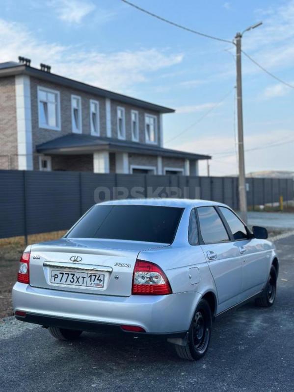 Продается LADA PRIORA 2 цвет Снежная королева в кузове седан 
Мотор работает идеально, кондиционер - Орск