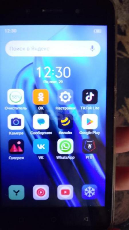смартфон A-17  в полном  комплекте  с интернетом ловиться 3G - Орск