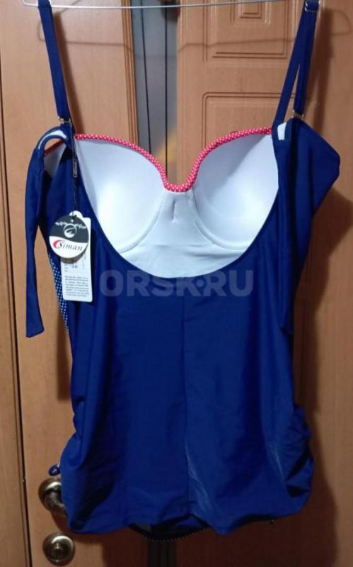 Продам новый купальник, 56 р., полиамид 82%, эластан 18%. чашки формованные, бретели регулируются. - Орск