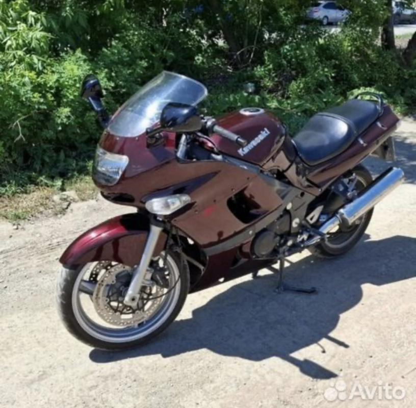 Срочно продам мотоцикл Kawasaki ZZR 400-2

Год выпуска: 2007
Пробег, км: 39 000
Тип двигателя: Бензи - Гай