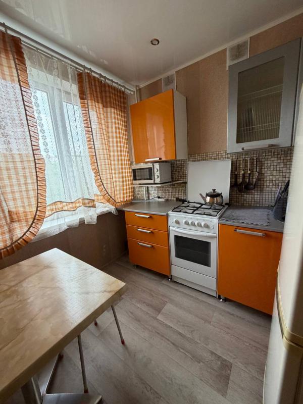 Продам отличную, очень уютную и ухоженную квартиру в центре города! - Новотроицк