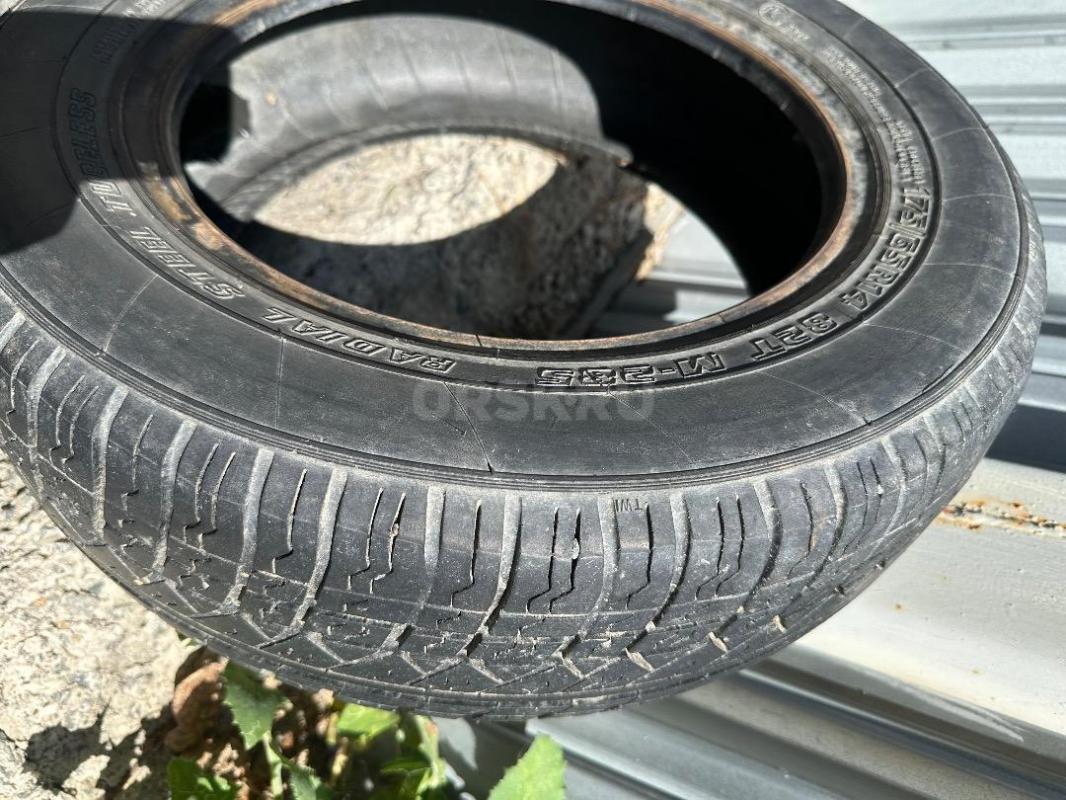 Продам шины на легковые авто , б/у в хорошем состоянии . - Орск